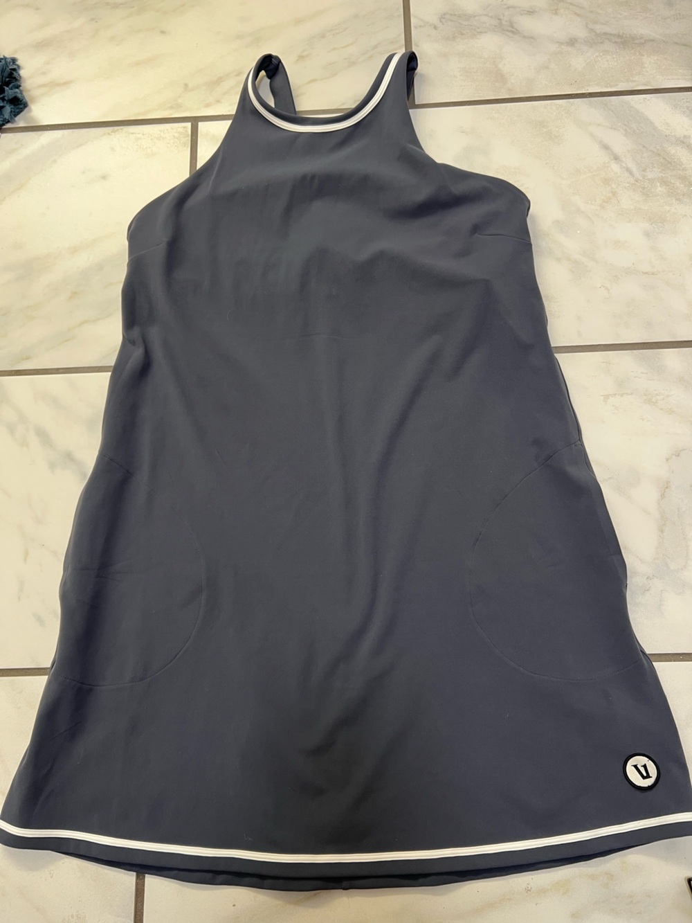 Vuori Women’s XL Performance Dress Navy Built In Bra Athletic Tennis Golf